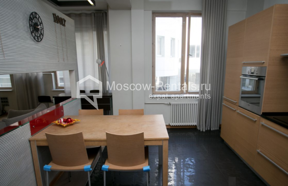 Photo #10 3-room (2 BR) apartment for <a href="http://moscow-rentals.ru/en/articles/long-term-rent" target="_blank">a long-term</a> rent
 in Russia, Moscow, B. Yakimanka, 17/2С2