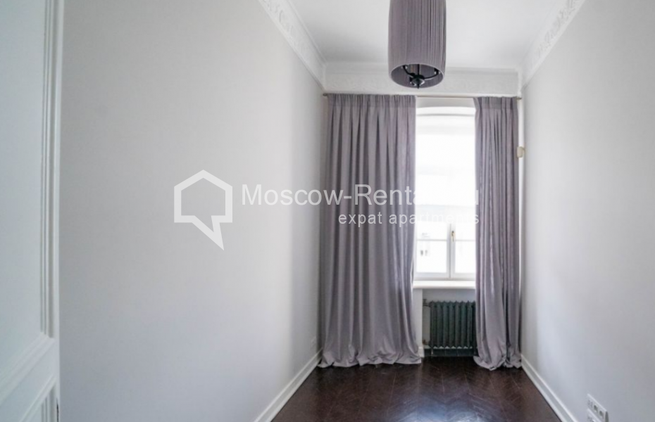 Photo #7 4-room (3 BR) apartment for <a href="http://moscow-rentals.ru/en/articles/long-term-rent" target="_blank">a long-term</a> rent
 in Russia, Moscow, B. Dmitrovka str, 20с2