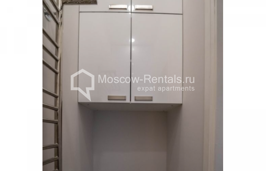 Photo #14 4-room (3 BR) apartment for <a href="http://moscow-rentals.ru/en/articles/long-term-rent" target="_blank">a long-term</a> rent
 in Russia, Moscow, B. Dmitrovka str, 20с2