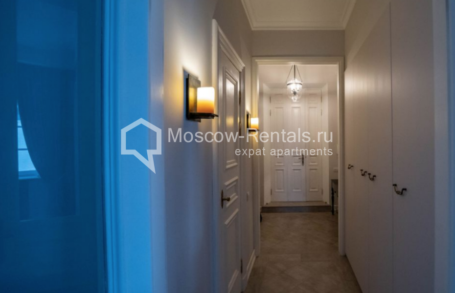 Photo #17 4-room (3 BR) apartment for <a href="http://moscow-rentals.ru/en/articles/long-term-rent" target="_blank">a long-term</a> rent
 in Russia, Moscow, B. Dmitrovka str, 20с2