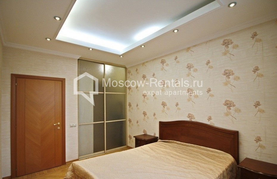 Photo #7 3-room (2 BR) apartment for <a href="http://moscow-rentals.ru/en/articles/long-term-rent" target="_blank">a long-term</a> rent
 in Russia, Moscow, Kutuzovsky prosp, 30/32