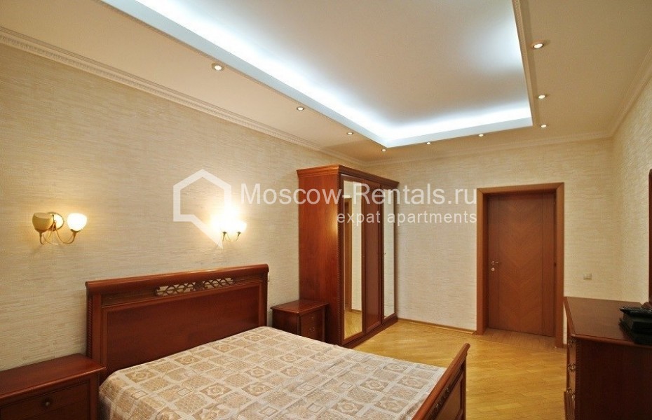 Photo #6 3-room (2 BR) apartment for <a href="http://moscow-rentals.ru/en/articles/long-term-rent" target="_blank">a long-term</a> rent
 in Russia, Moscow, Kutuzovsky prosp, 30/32