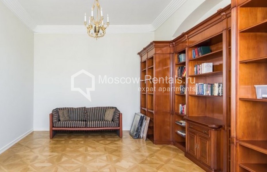 Photo #11 5-room (4 BR) apartment for <a href="http://moscow-rentals.ru/en/articles/long-term-rent" target="_blank">a long-term</a> rent
 in Russia, Moscow, Malaya Molchanovka str, 8С2
