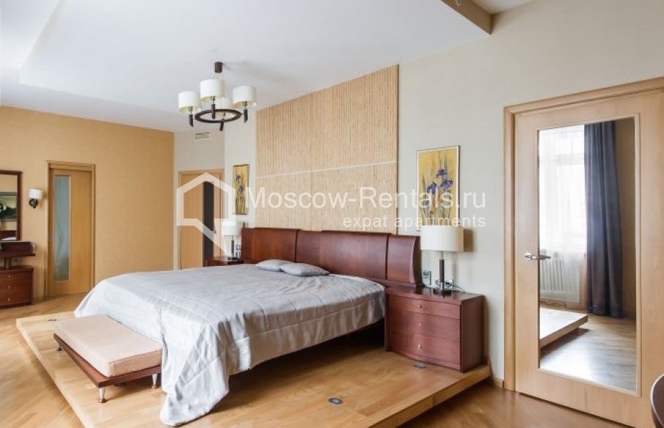 Photo #8 6-room (5 BR) apartment for <a href="http://moscow-rentals.ru/en/articles/long-term-rent" target="_blank">a long-term</a> rent
 in Russia, Moscow, Petrovskyi blv, 23