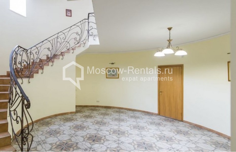 Photo #21 6-room (5 BR) apartment for <a href="http://moscow-rentals.ru/en/articles/long-term-rent" target="_blank">a long-term</a> rent
 in Russia, Moscow, Petrovskyi blv, 23