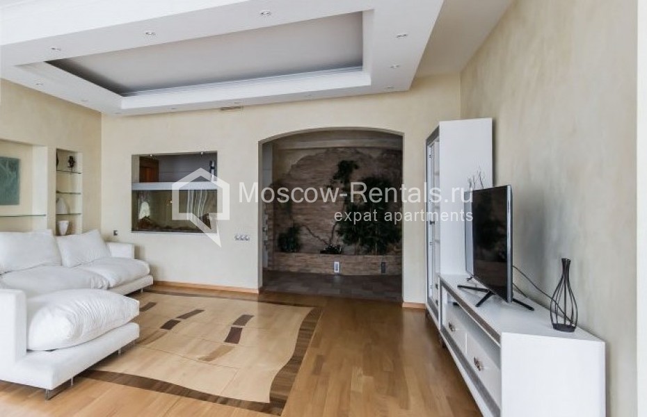 Photo #2 6-room (5 BR) apartment for <a href="http://moscow-rentals.ru/en/articles/long-term-rent" target="_blank">a long-term</a> rent
 in Russia, Moscow, Petrovskyi blv, 23