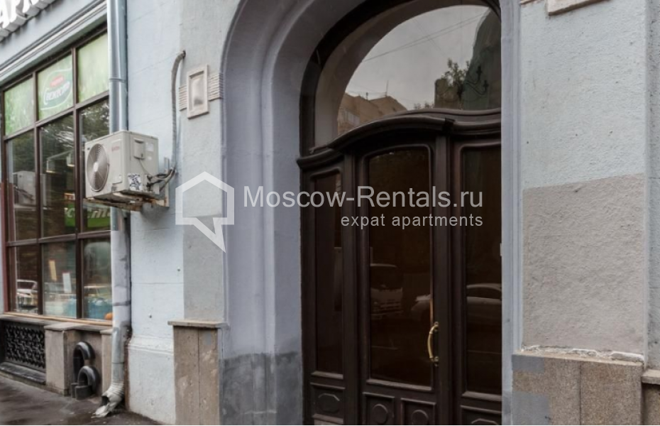 Photo #20 4-room (3 BR) apartment for <a href="http://moscow-rentals.ru/en/articles/long-term-rent" target="_blank">a long-term</a> rent
 in Russia, Moscow, Arbat str, 27/47
