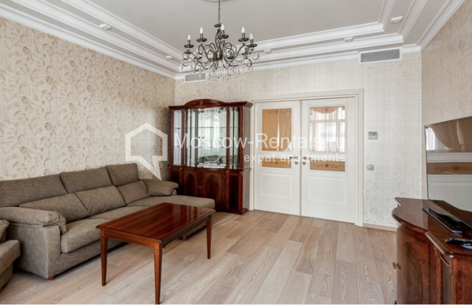 Photo #2 4-room (3 BR) apartment for <a href="http://moscow-rentals.ru/en/articles/long-term-rent" target="_blank">a long-term</a> rent
 in Russia, Moscow, 3rd Tverskaya-Yamskaya str, 25