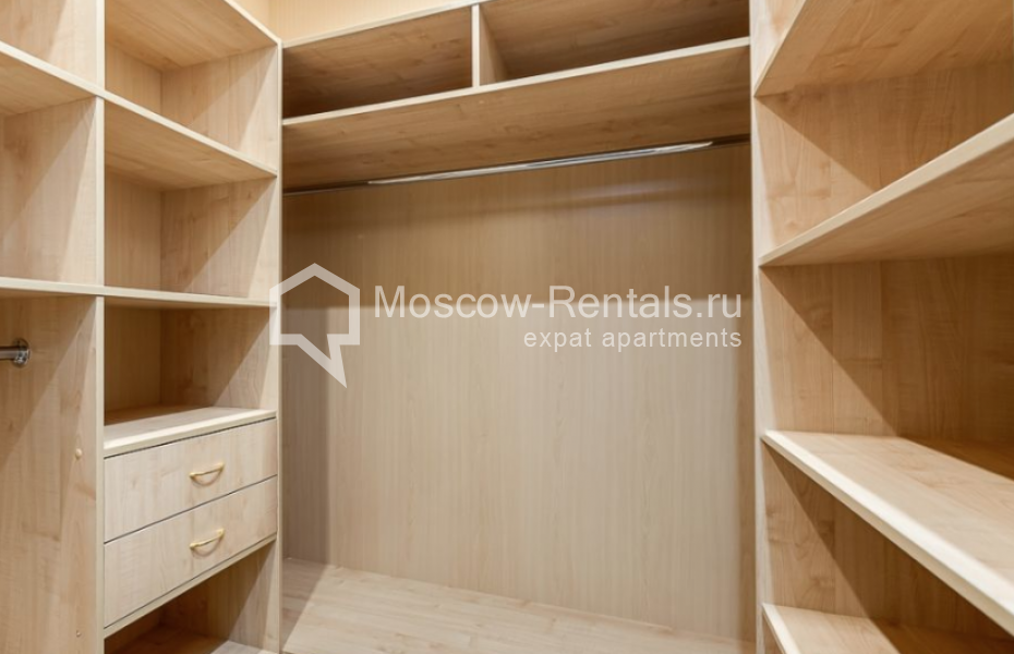 Photo #21 4-room (3 BR) apartment for <a href="http://moscow-rentals.ru/en/articles/long-term-rent" target="_blank">a long-term</a> rent
 in Russia, Moscow, 3rd Tverskaya-Yamskaya str, 25