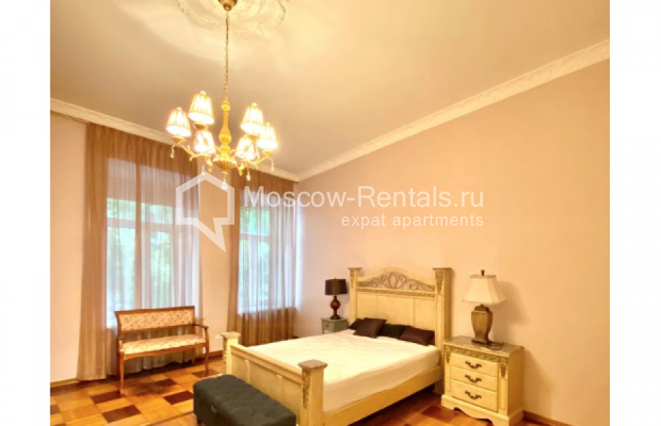Photo #11 5-room (4 BR) apartment for <a href="http://moscow-rentals.ru/en/articles/long-term-rent" target="_blank">a long-term</a> rent
 in Russia, Moscow, Brusov lane, 6