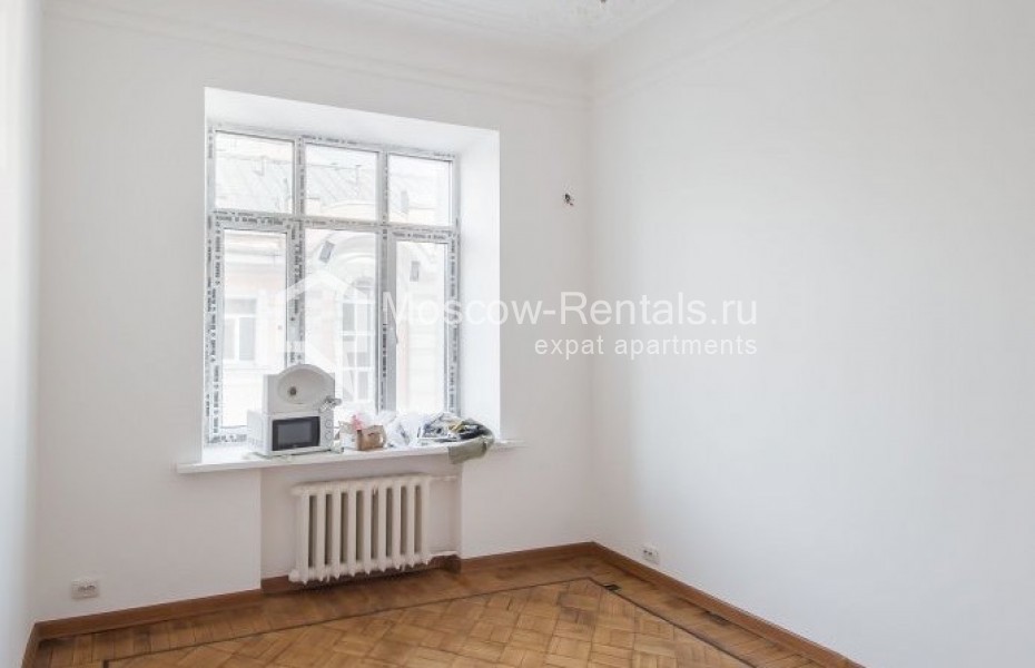 Photo #3 4-room (3 BR) apartment for <a href="http://moscow-rentals.ru/en/articles/long-term-rent" target="_blank">a long-term</a> rent
 in Russia, Moscow, B. Ordynka str, 13/9С1