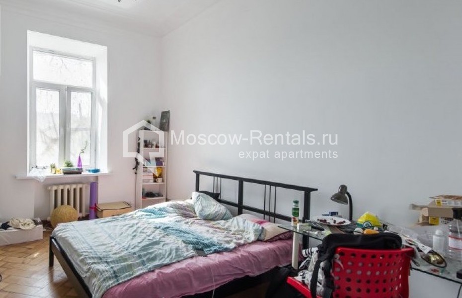 Photo #5 4-room (3 BR) apartment for <a href="http://moscow-rentals.ru/en/articles/long-term-rent" target="_blank">a long-term</a> rent
 in Russia, Moscow, B. Ordynka str, 13/9С1