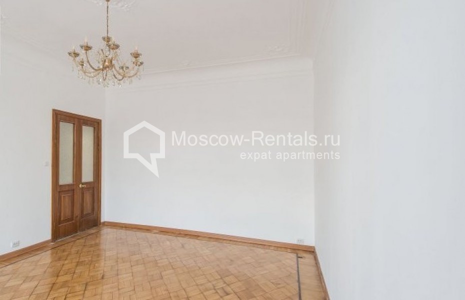 Photo #2 4-room (3 BR) apartment for <a href="http://moscow-rentals.ru/en/articles/long-term-rent" target="_blank">a long-term</a> rent
 in Russia, Moscow, B. Ordynka str, 13/9С1