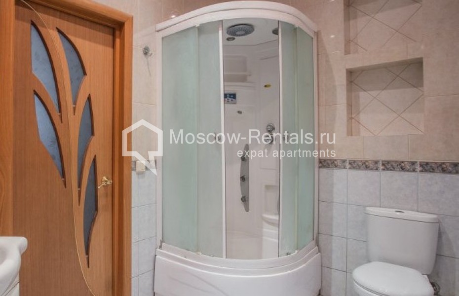 Photo #12 4-room (3 BR) apartment for <a href="http://moscow-rentals.ru/en/articles/long-term-rent" target="_blank">a long-term</a> rent
 in Russia, Moscow, Klimentovskyi lane, 6