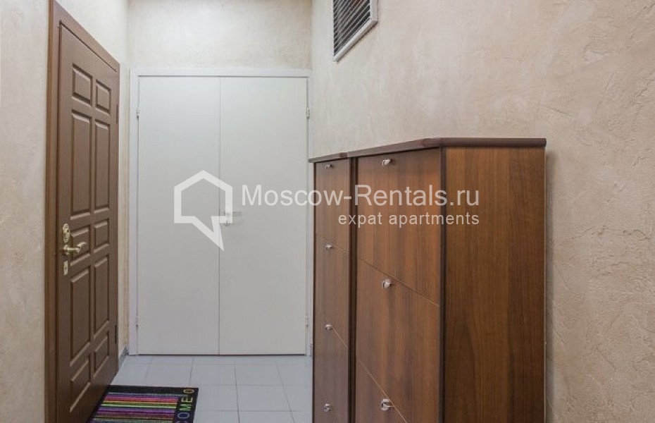 Photo #14 4-room (3 BR) apartment for <a href="http://moscow-rentals.ru/en/articles/long-term-rent" target="_blank">a long-term</a> rent
 in Russia, Moscow, Shabolovka str, 23к1