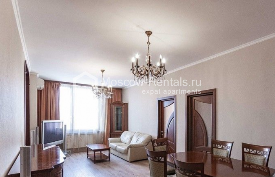 Photo #1 4-room (3 BR) apartment for <a href="http://moscow-rentals.ru/en/articles/long-term-rent" target="_blank">a long-term</a> rent
 in Russia, Moscow, Shabolovka str, 23к4