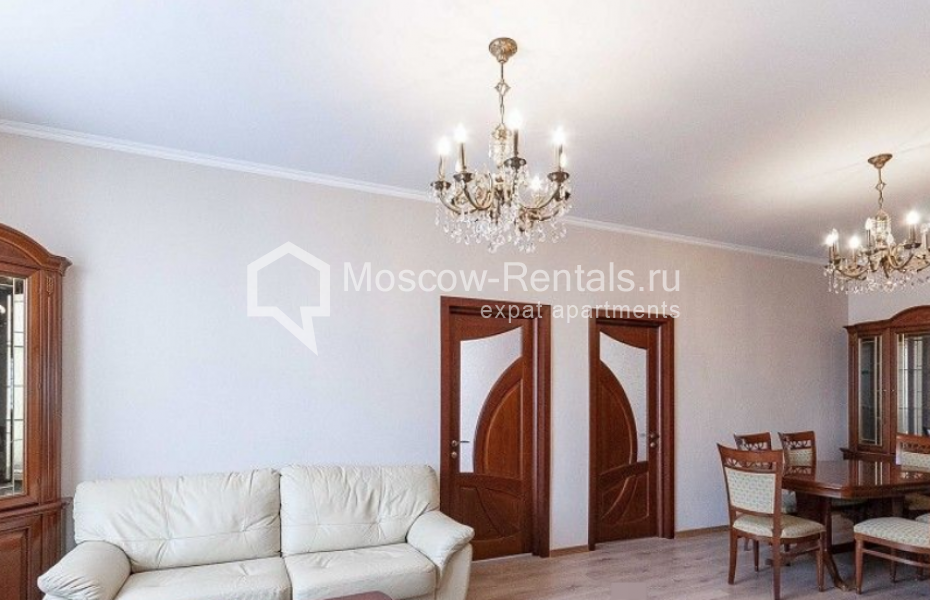 Photo #2 4-room (3 BR) apartment for <a href="http://moscow-rentals.ru/en/articles/long-term-rent" target="_blank">a long-term</a> rent
 in Russia, Moscow, Shabolovka str, 23к4