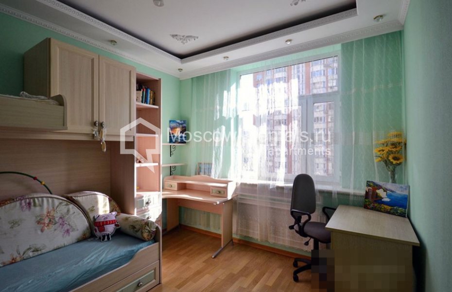 Photo #9 3-room (2 BR) apartment for <a href="http://moscow-rentals.ru/en/articles/long-term-rent" target="_blank">a long-term</a> rent
 in Russia, Moscow, Michurinskyi lane, 7