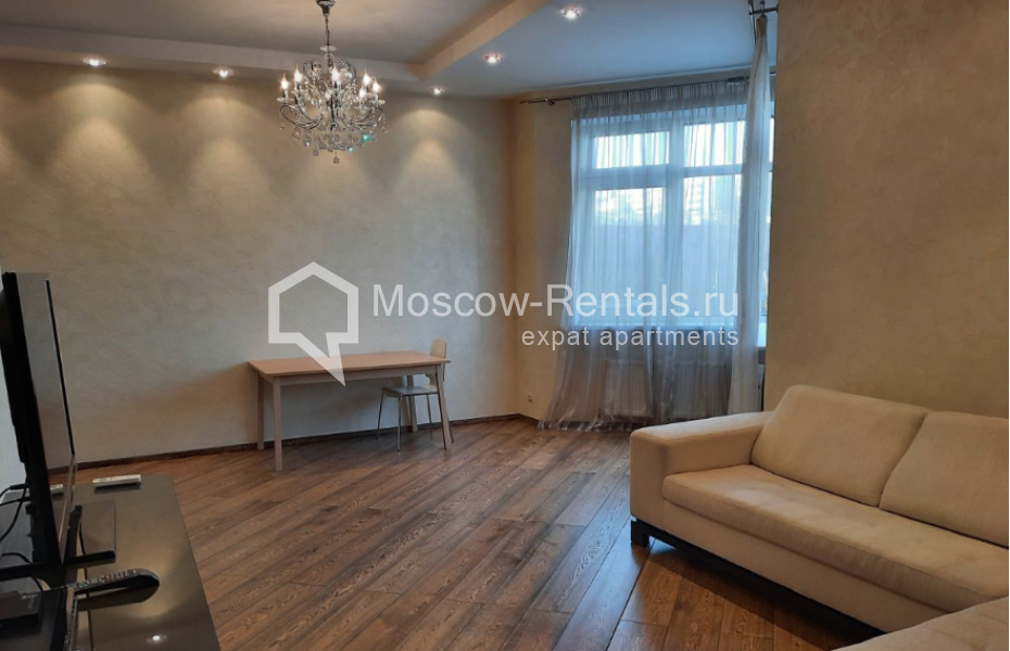 Photo #6 3-room (2 BR) apartment for <a href="http://moscow-rentals.ru/en/articles/long-term-rent" target="_blank">a long-term</a> rent
 in Russia, Moscow, Dmitriya Uliyanova str, 31