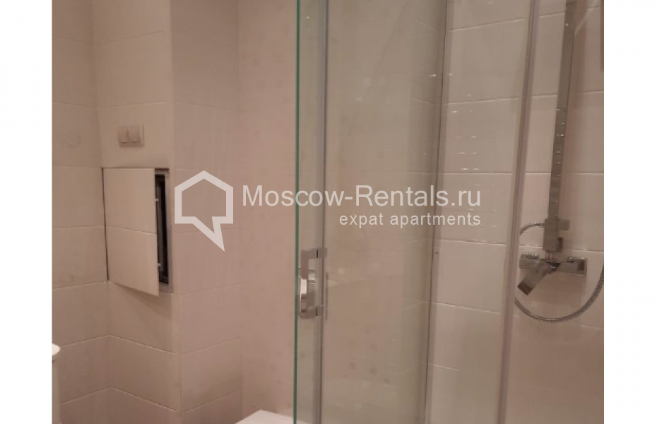 Photo #17 3-room (2 BR) apartment for <a href="http://moscow-rentals.ru/en/articles/long-term-rent" target="_blank">a long-term</a> rent
 in Russia, Moscow, Dmitriya Uliyanova str, 31