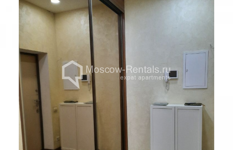 Photo #20 3-room (2 BR) apartment for <a href="http://moscow-rentals.ru/en/articles/long-term-rent" target="_blank">a long-term</a> rent
 in Russia, Moscow, Dmitriya Uliyanova str, 31