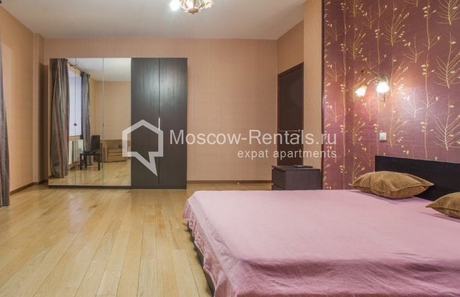 Photo #6 4-room (3 BR) apartment for <a href="http://moscow-rentals.ru/en/articles/long-term-rent" target="_blank">a long-term</a> rent
 in Russia, Moscow, Nakhimovskyi prospect, 56