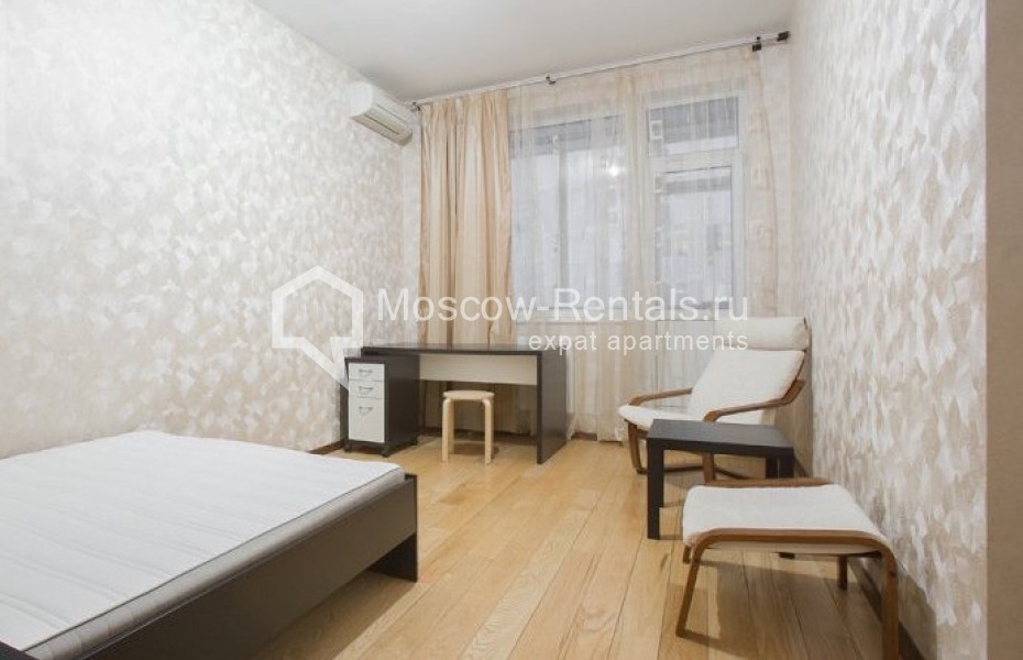 Photo #7 4-room (3 BR) apartment for <a href="http://moscow-rentals.ru/en/articles/long-term-rent" target="_blank">a long-term</a> rent
 in Russia, Moscow, Nakhimovskyi prospect, 56