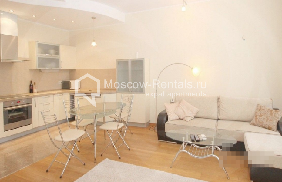 Photo #4 3-room (2 BR) apartment for <a href="http://moscow-rentals.ru/en/articles/long-term-rent" target="_blank">a long-term</a> rent
 in Russia, Moscow, Leninskyi prosp, 126