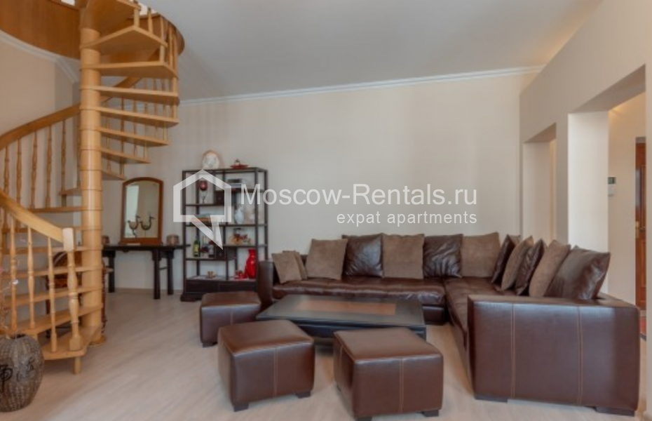 Photo #1 5-room (4 BR) apartment for <a href="http://moscow-rentals.ru/en/articles/long-term-rent" target="_blank">a long-term</a> rent
 in Russia, Moscow, Malaya Ordynka str, 5/6С1
