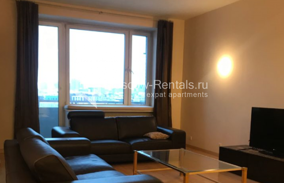 Photo #2 4-room (3 BR) apartment for <a href="http://moscow-rentals.ru/en/articles/long-term-rent" target="_blank">a long-term</a> rent
 in Russia, Moscow, B. Yakimanka str, 26