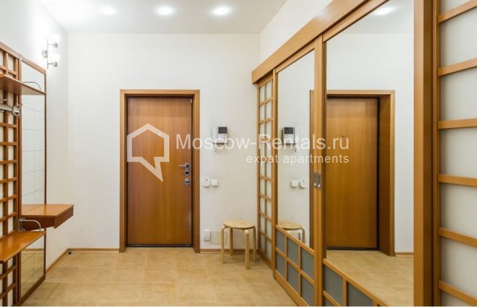 Photo #11 3-room (2 BR) apartment for <a href="http://moscow-rentals.ru/en/articles/long-term-rent" target="_blank">a long-term</a> rent
 in Russia, Moscow, Gilyarovskogo str, 7
