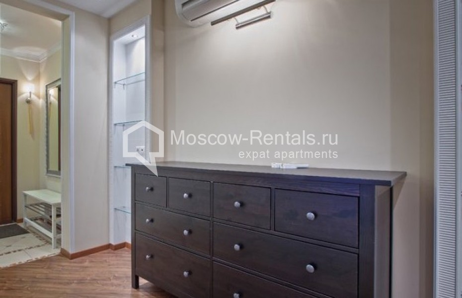 Photo #16 3-room (2 BR) apartment for <a href="http://moscow-rentals.ru/en/articles/long-term-rent" target="_blank">a long-term</a> rent
 in Russia, Moscow, B. Spasskaya str, 31