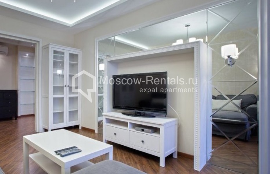 Photo #4 3-room (2 BR) apartment for <a href="http://moscow-rentals.ru/en/articles/long-term-rent" target="_blank">a long-term</a> rent
 in Russia, Moscow, B. Spasskaya str, 31