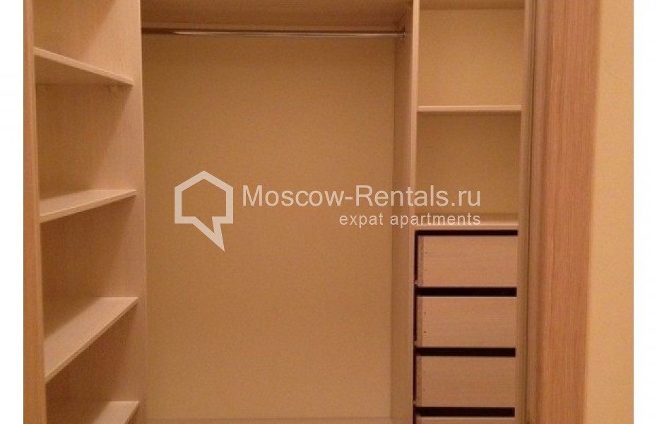 Photo #10 2-room (1 BR) apartment for <a href="http://moscow-rentals.ru/en/articles/long-term-rent" target="_blank">a long-term</a> rent
 in Russia, Moscow, Pobedy sq, 1