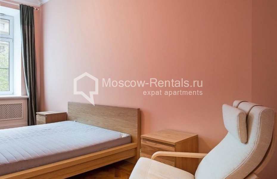 Photo #10 4-room (3 BR) apartment for <a href="http://moscow-rentals.ru/en/articles/long-term-rent" target="_blank">a long-term</a> rent
 in Russia, Moscow, Serafimovicha str, 2