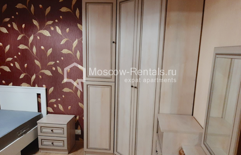 Photo #9 3-room (2 BR) apartment for <a href="http://moscow-rentals.ru/en/articles/long-term-rent" target="_blank">a long-term</a> rent
 in Russia, Moscow, B. Spasskaya str, 31