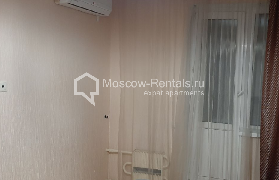 Photo #11 3-room (2 BR) apartment for <a href="http://moscow-rentals.ru/en/articles/long-term-rent" target="_blank">a long-term</a> rent
 in Russia, Moscow, B. Spasskaya str, 31