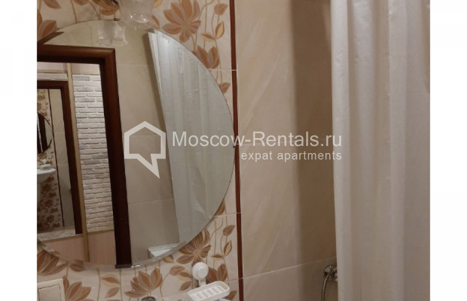 Photo #16 3-room (2 BR) apartment for <a href="http://moscow-rentals.ru/en/articles/long-term-rent" target="_blank">a long-term</a> rent
 in Russia, Moscow, B. Spasskaya str, 31