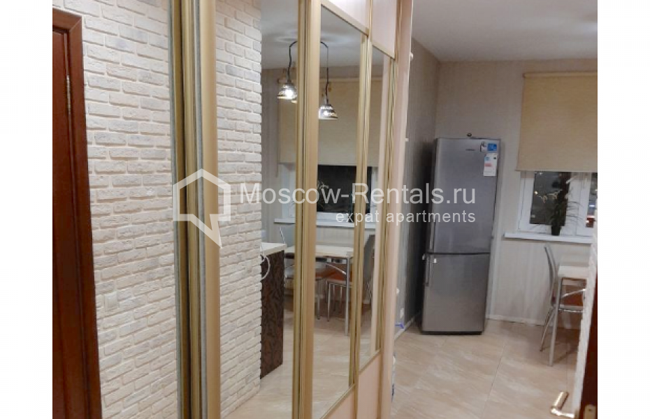 Photo #18 3-room (2 BR) apartment for <a href="http://moscow-rentals.ru/en/articles/long-term-rent" target="_blank">a long-term</a> rent
 in Russia, Moscow, B. Spasskaya str, 31