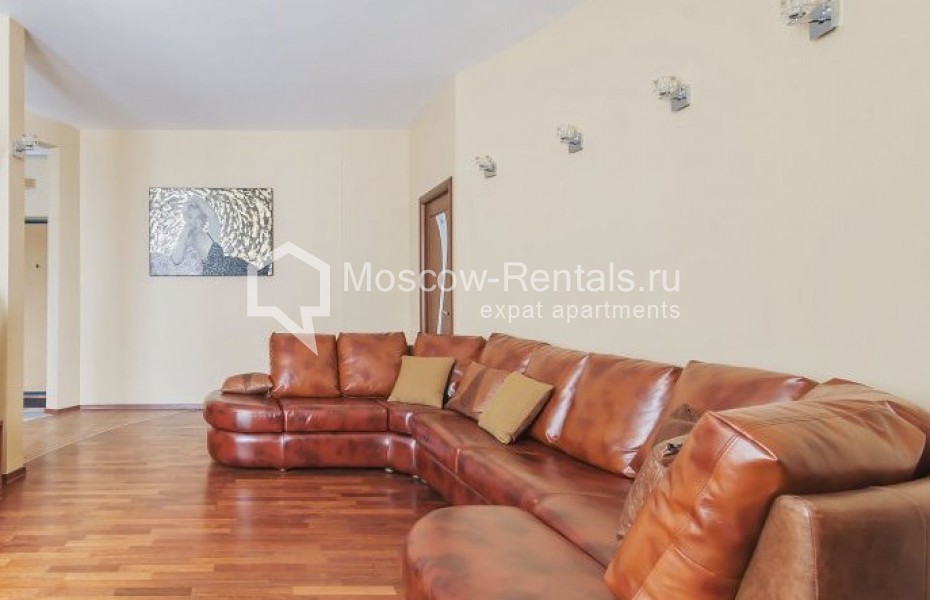 Photo #7 3-room (2 BR) apartment for <a href="http://moscow-rentals.ru/en/articles/long-term-rent" target="_blank">a long-term</a> rent
 in Russia, Moscow, Novolesnoi lane, 5