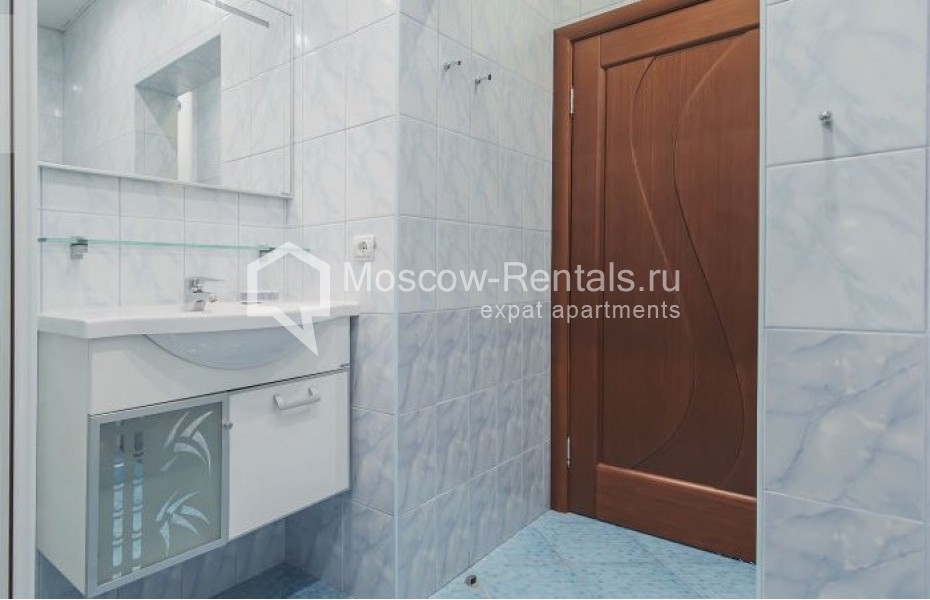 Photo #16 3-room (2 BR) apartment for <a href="http://moscow-rentals.ru/en/articles/long-term-rent" target="_blank">a long-term</a> rent
 in Russia, Moscow, Novolesnoi lane, 5