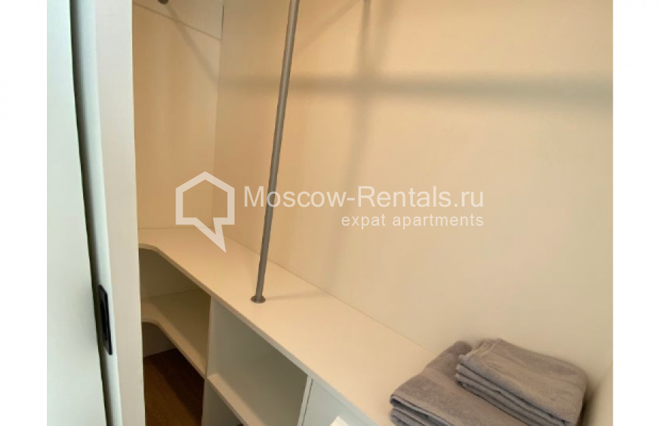 Photo #13 3-room (2 BR) apartment for <a href="http://moscow-rentals.ru/en/articles/long-term-rent" target="_blank">a long-term</a> rent
 in Russia, Moscow, New Arbat str, 15