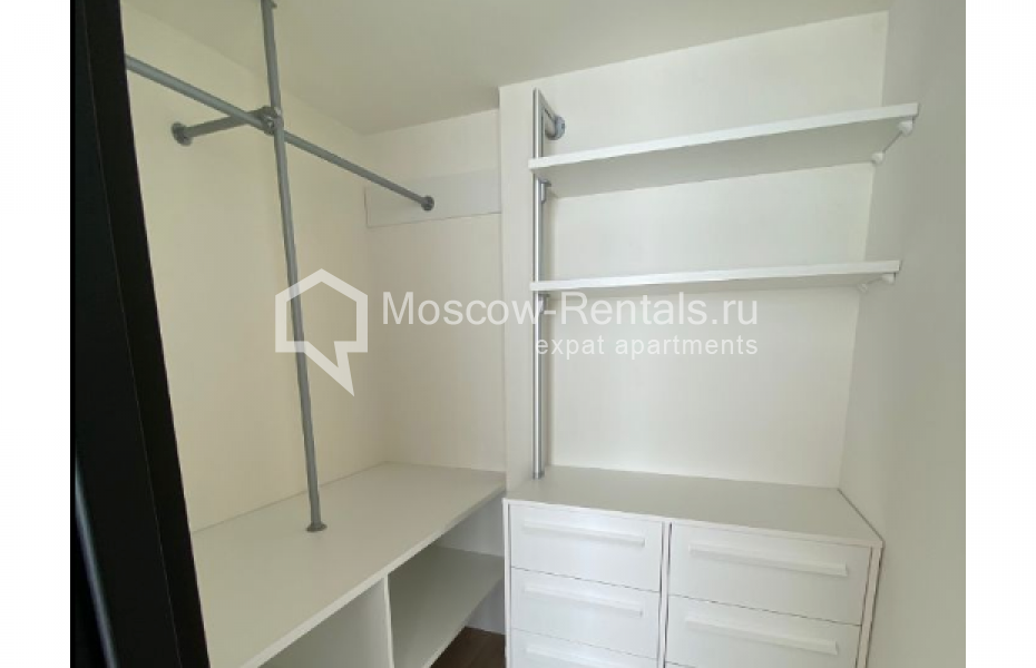 Photo #15 3-room (2 BR) apartment for <a href="http://moscow-rentals.ru/en/articles/long-term-rent" target="_blank">a long-term</a> rent
 in Russia, Moscow, New Arbat str, 15