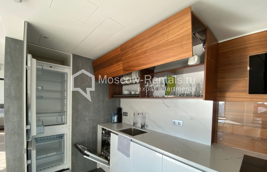 Photo #4 3-room (2 BR) apartment for <a href="http://moscow-rentals.ru/en/articles/long-term-rent" target="_blank">a long-term</a> rent
 in Russia, Moscow, New Arbat str, 15