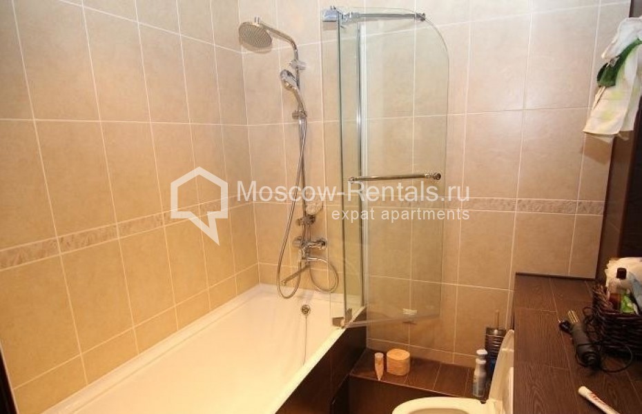 Photo #6 2-room (1 BR) apartment for <a href="http://moscow-rentals.ru/en/articles/long-term-rent" target="_blank">a long-term</a> rent
 in Russia, Moscow, Obolensky lane, 6