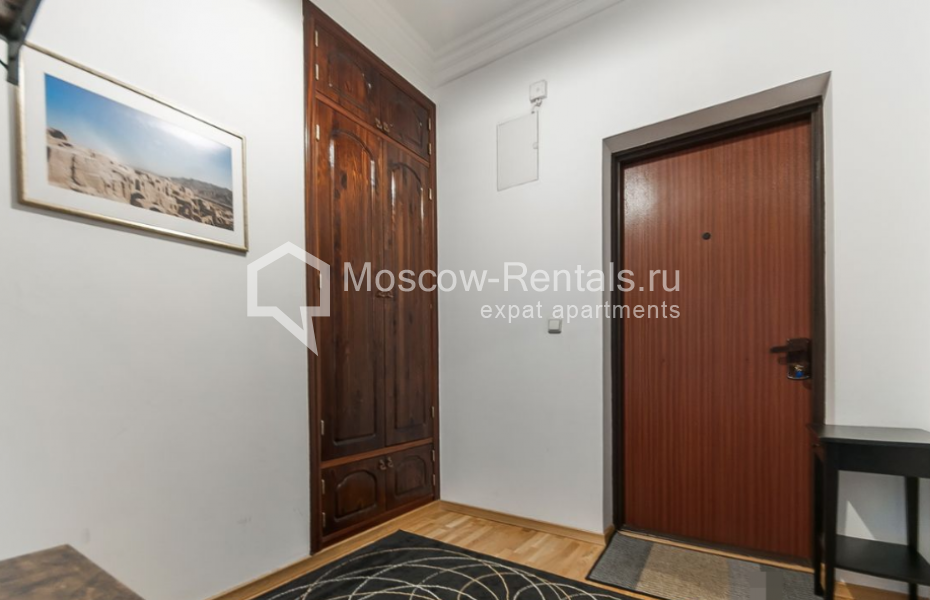 Photo #14 3-room (2 BR) apartment for <a href="http://moscow-rentals.ru/en/articles/long-term-rent" target="_blank">a long-term</a> rent
 in Russia, Moscow, Tverskoi blv, 16С5
