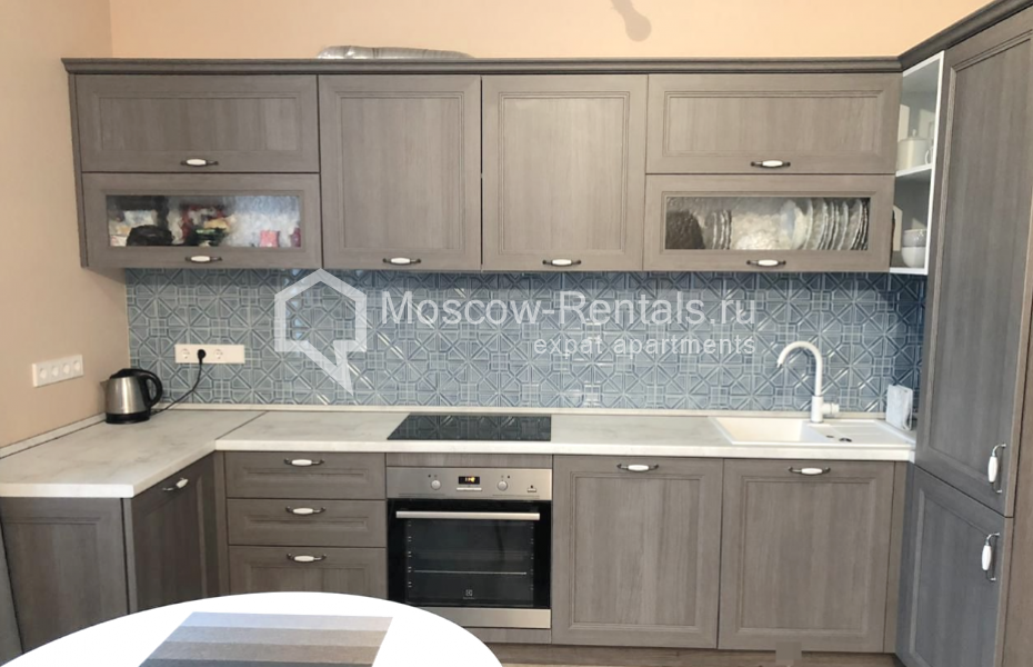 Photo #3 3-room (2 BR) apartment for <a href="http://moscow-rentals.ru/en/articles/long-term-rent" target="_blank">a long-term</a> rent
 in Russia, Moscow, 2nd Neapolimovskyi lane, 11