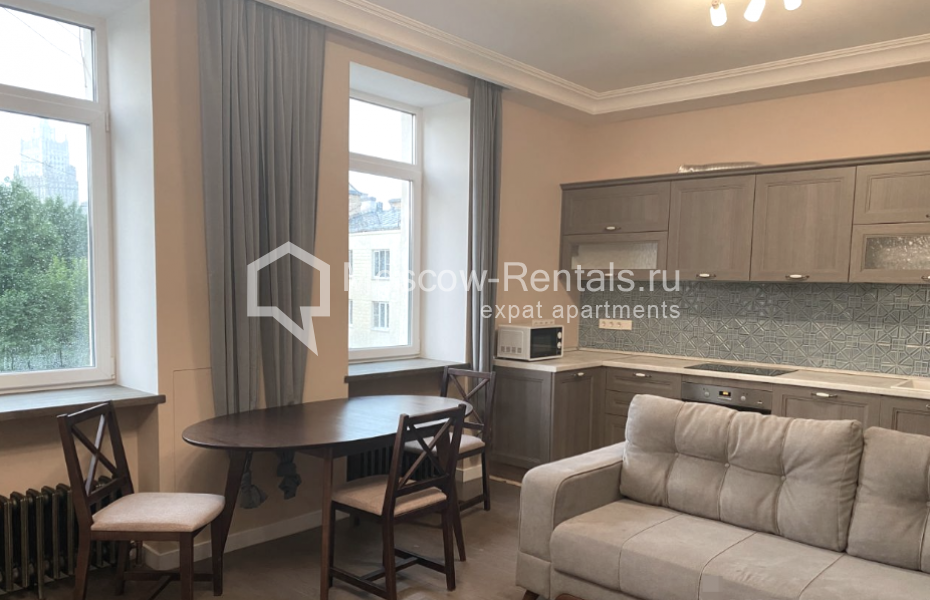 Photo #2 3-room (2 BR) apartment for <a href="http://moscow-rentals.ru/en/articles/long-term-rent" target="_blank">a long-term</a> rent
 in Russia, Moscow, 2nd Neapolimovskyi lane, 11