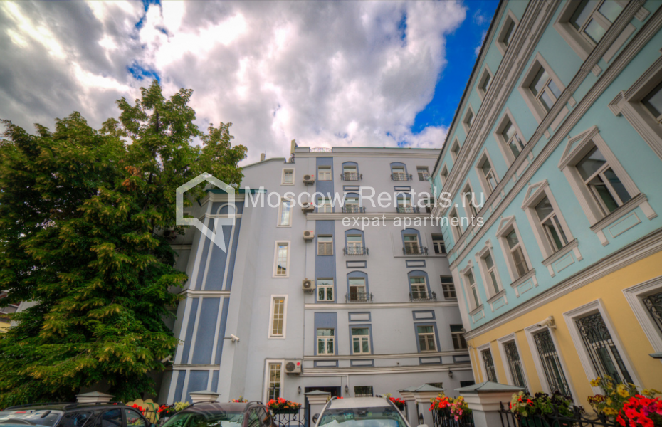 Photo #1 5-room (4 BR) apartment for <a href="http://moscow-rentals.ru/en/articles/long-term-rent" target="_blank">a long-term</a> rent
 in Russia, Moscow, Poslednyi lane, 21