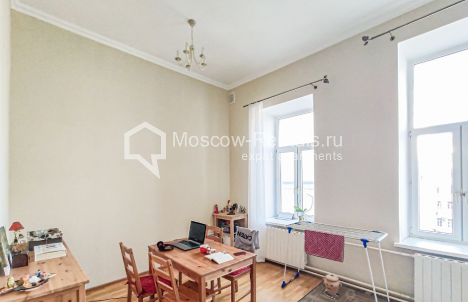 Photo #8 5-room (4 BR) apartment for <a href="http://moscow-rentals.ru/en/articles/long-term-rent" target="_blank">a long-term</a> rent
 in Russia, Moscow, Tverskaya str, 12С8